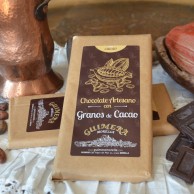 Chocolate con Granos de Cacao