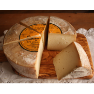 Queso artesanal Extramuros Oveja Curado "Los Corrales"